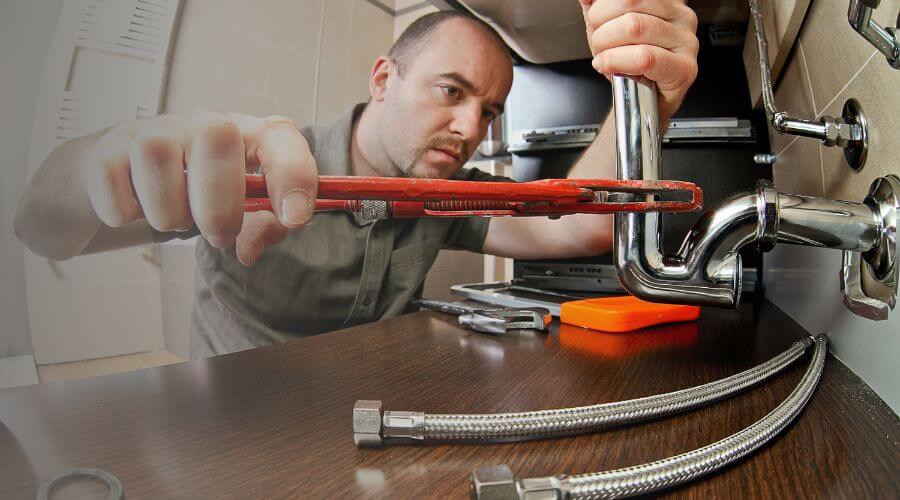 Professional clogged toilet repair in Mora, MO